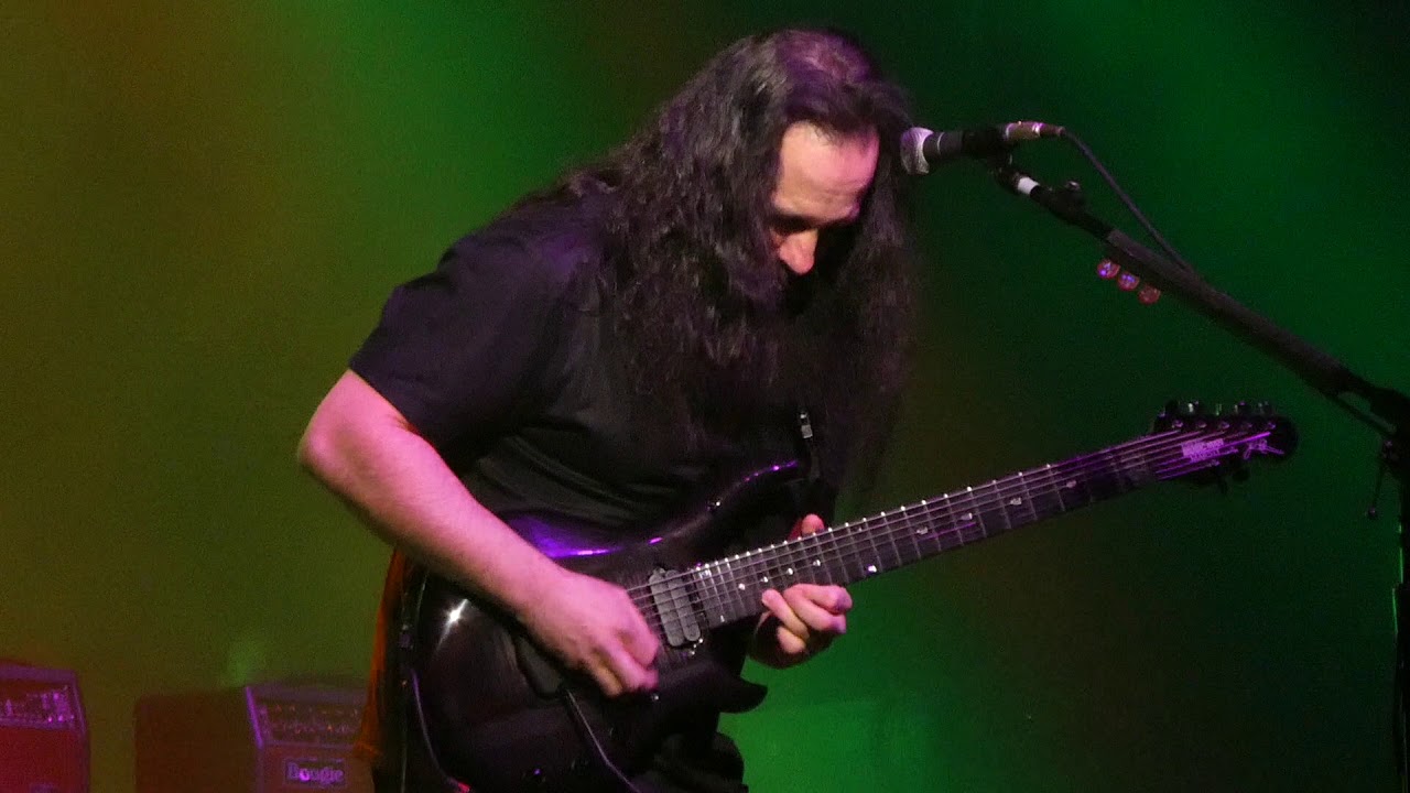 John Petrucci (Dream Theater) - Wonder Woman Theme/Jaws of Life - G3 2018 - YouTube