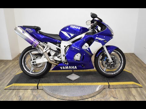 2001 Yamaha YZF-R6 in Wauconda, Illinois - Video 1