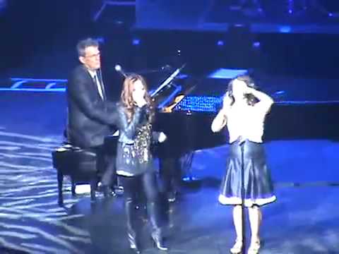 Charice Pempengco / David Foster /  Lisa Smith (Note to God) / Rosemont Theatre