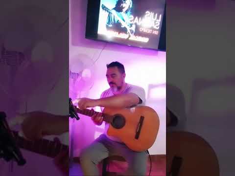 Ariel Martinez y su guitarra general Alvear Mendoza Argentina 