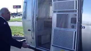 preview picture of video '2013 Airstream 27FB International Serenity'