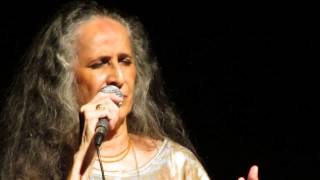 Maria Bethânia - Canções e Momentos - Show Carta de Amor - HSBC Brasil - 02/04/2013 (HD)