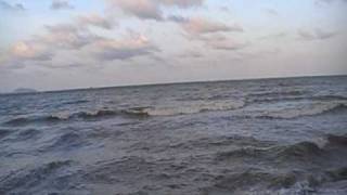 preview picture of video 'Bangsean Beach, Chonburi, THAILAND.'