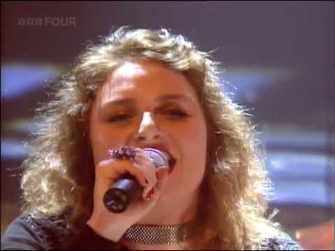 Ruff Driverz Presents Arrola - Dreaming - TOTP - 27 November 1998