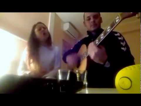 Zbog tvojih golih kolena (COVER)