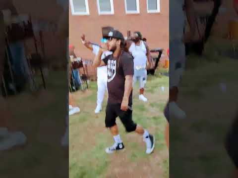 It's Officially Summertime! Sean P of Youngbloodz at a Backyard Cookout in Atlanta