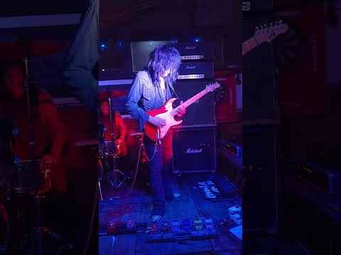 Joe Stump (Alcatrazz) - Chasing the Dragon (live in New York)