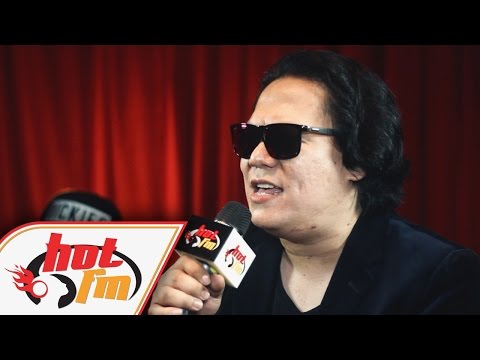 RONNIE HUSSEIN - DIKOYAK WAKTU (LIVE) - Akustik Hot - #HotTV