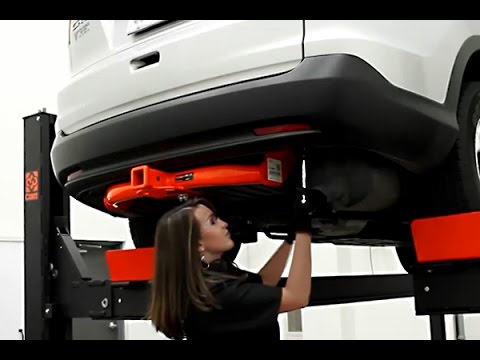 CURT Rear Trailer Hitch Installation on Honda CR-V