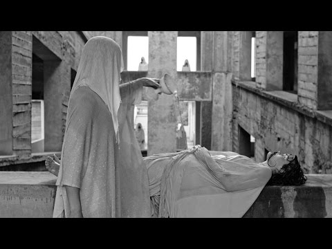 Camila Moreno - No parar de cerrar, no parar de abrir (VIDEO OFICIAL)