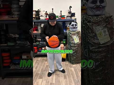 A bola de basquete masi esquisita do mundo?