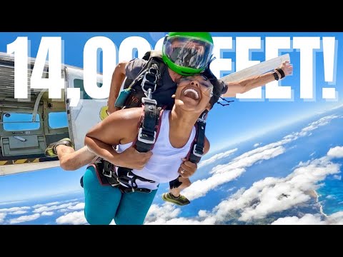 OUR FIRST TIME SKYDIVING IN HAWAII (14,000 FT)
