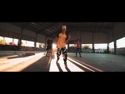 NEW BOIX - *MoneyInMaHand*    shot by:@LAURYFREEFLY) pt.2