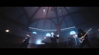 Skyward Pray - Alhambra