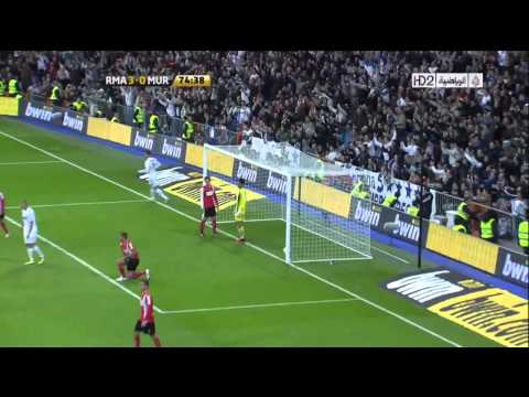 Cristiano Ronaldo Goal - Real Madrid vs Real Murcia 5-1 (10/11/2010) HD