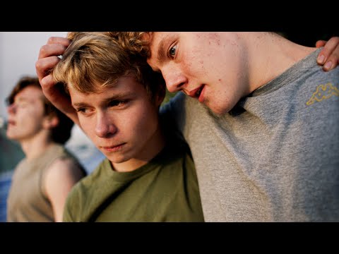 Les Belles Créatures - Bande Annonce [VOST]