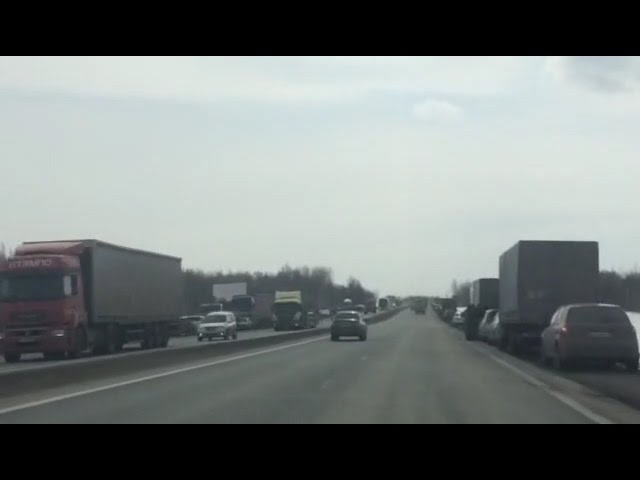  НА ТРАССЕ M7 ПОД КАЗАНЬЮ НАЧАЛАСЬ СТИХИЙНАЯ СТАЧКА ДАЛЬНОБОЙЩИКОВ ПРОТИВ СИСТЕМЫ «ПЛАТОН»+[ВИДЕО]