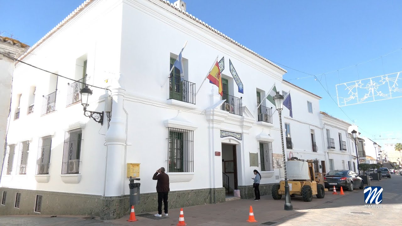 Las asociaciones de Manilva reciben una ayuda en forma de donación