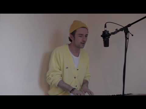 SON (Stripped-back Bedroom Session)