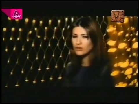 Escucha Tu Corazon ( Version En Español ) -- Laura Pausini ( HD )