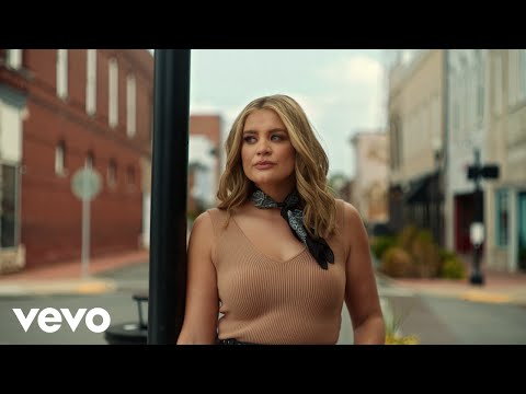 Lauren Alaina - A Walk In The Bar (Unlocked: Downtown Sessions)