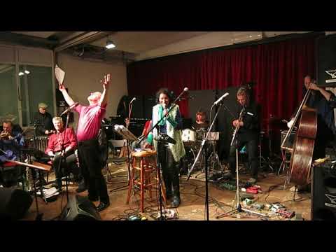 The Absurd feat  Matthias Ebbinghaus: The Wire Metaphors 20160109