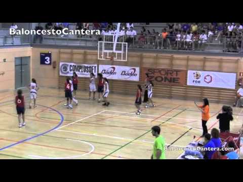 LAS ROZAS vence a VALDELUZ  y se proclama campeón Alevín Femenino  2º año