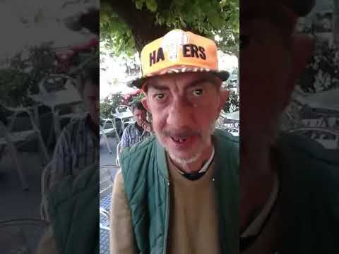 Siccome Alan smetterà di bere Il padre beve fa delle minacce