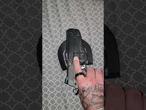 Perhaps the worst product review ever of the BLACKHAWK Holster for the 1911 Taurus PT1911 in this case