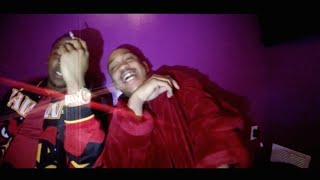 Tee Smoov x Kam Jizzle - Who The Plug - "In Studio Performance"