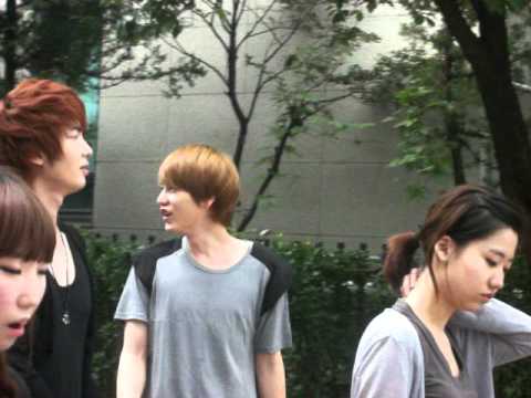 110815 Kyuhyun At KBS Building