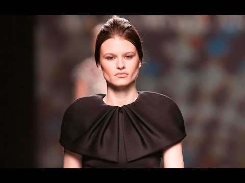Amaya Arzuaga, colección Otoño Invierno 2015 Desfile MBFW Madrid