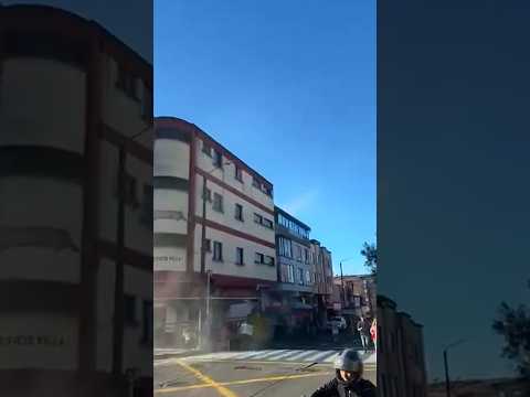 Un terremoto de magnitud 7,4 sacude Colombia #shorts