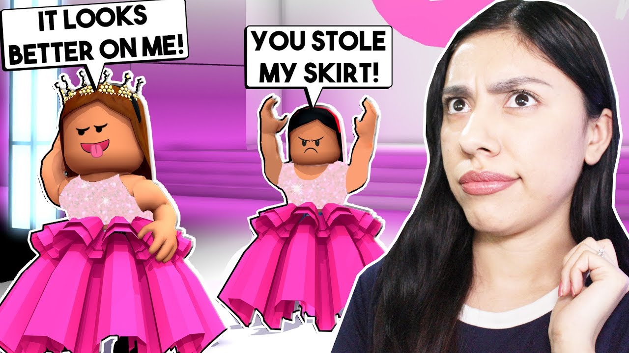 My Sister Copied My Outfit Won Roblox Roleplay Fashion Famous Vtomb - i made opposite outfits and won roblox fashion famous