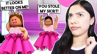 I Was Voted The Ugliest Girl In Roblox Roblox Roleplay Fashion Famous Free Online Games - creating the ugliest outfit in fashion famous lets play roblox
