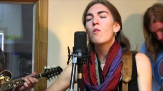 The Stray Birds "It Might Rain" on WDBX.org 91.1 FM TGI Folk