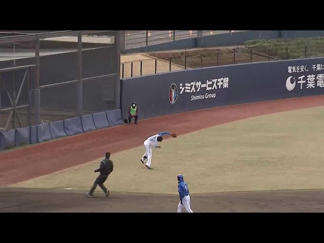 【ファーム】ファイターズルーキー・有薗直輝が難しい打球を好捕!! 2022年3月23日  北海道日本ハムファイターズ 対 横浜DeNAベイスターズ