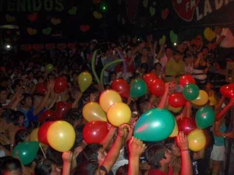 Soy Feliz - Agrupacion Besos