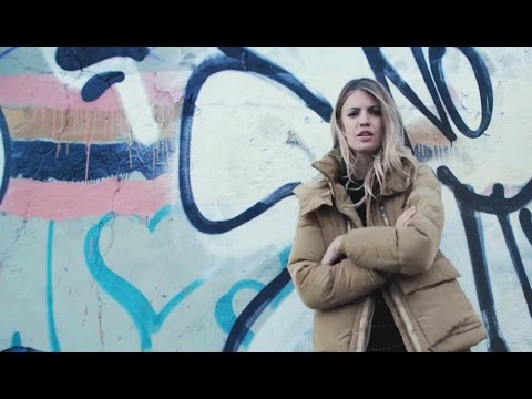 THE GIRL FROM NAVIGLI | GEOX MAGAZINE