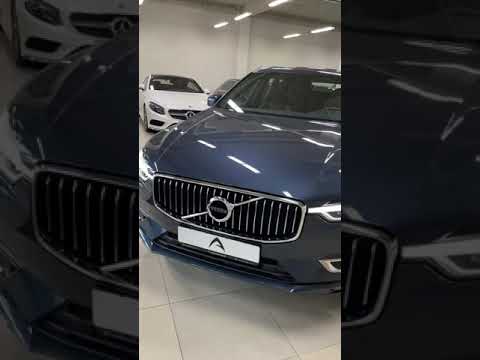 Автограф. Volvo XC60 D4 AWD, 2020 год.