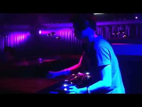 DJ Paralyzer Debut (raw footage) - 3:30AM, Palace @Motel 23-05-14