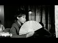 Massive Attack - Daydreaming