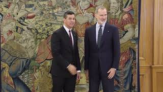 S.M. el Rey mantiene un encuentro con Su Excelencia el Presidente de la República del Paraguay, Sr. Santiago Peña Palacios