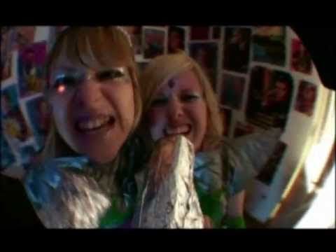 Lollobrigida - Party (official video, HQ)