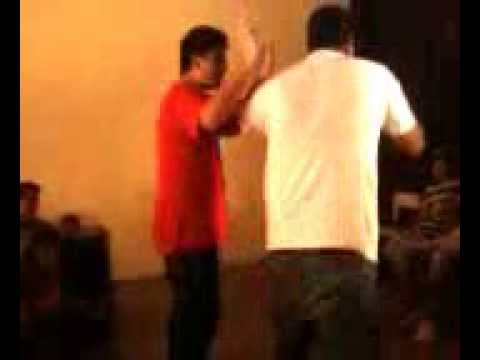Competencia de Freestyle Loberia 2013-(Bazeh vs Santu)