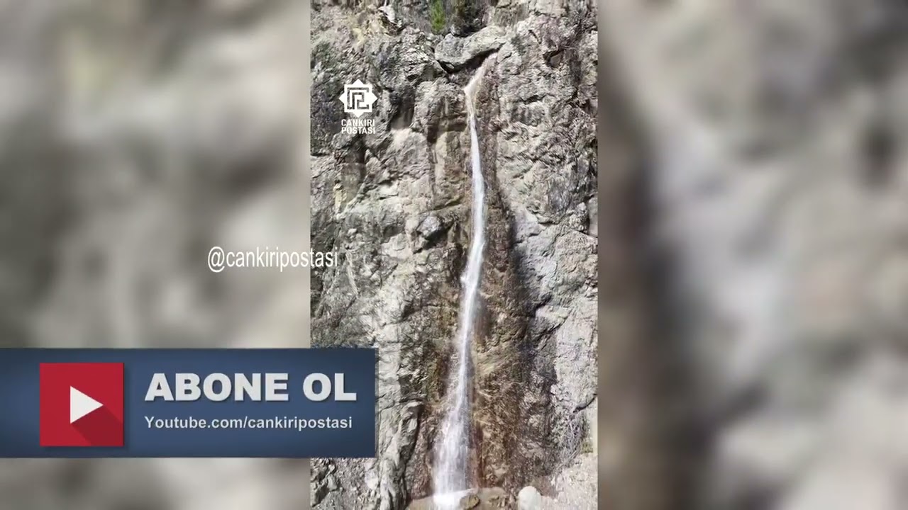 Bayramören'de eriyen kar suları doğal şelaleye dönüştü