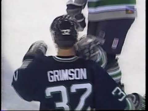 Stu Grimson's goal against Avalanche, Patrick Roy, november 1996