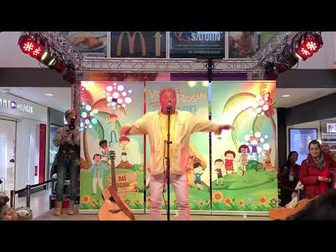 Volker Rosin auf dem Jubiläumsfest 50 Jahre Rhein Center in Köln (28.09.2022)