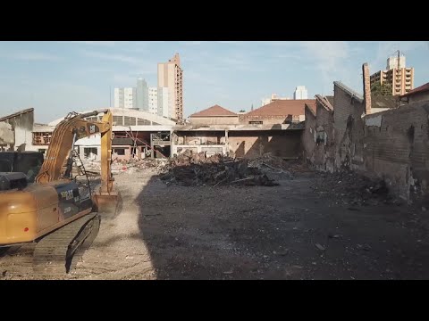 Prefeitura de Limeira demole estrutura do Mercado Modelo