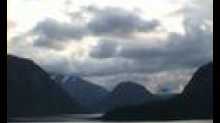 preview picture of video 'Norwegian fjords between Olden and Flam 2007'